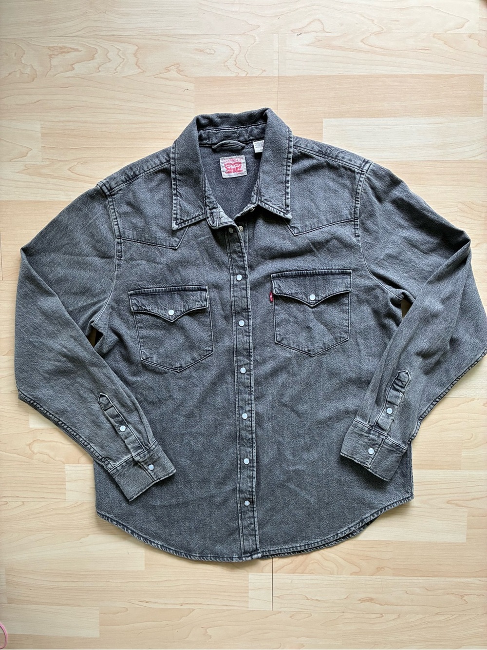 Levi's Gray Denim Collared Long Sleeve Button-Up Shirt w/ Pockets, Casual L